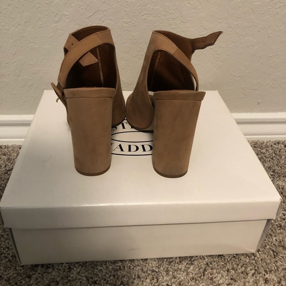Steve Madden ‘Callvin’ in Camel Nubuck - Picture 5 of 8